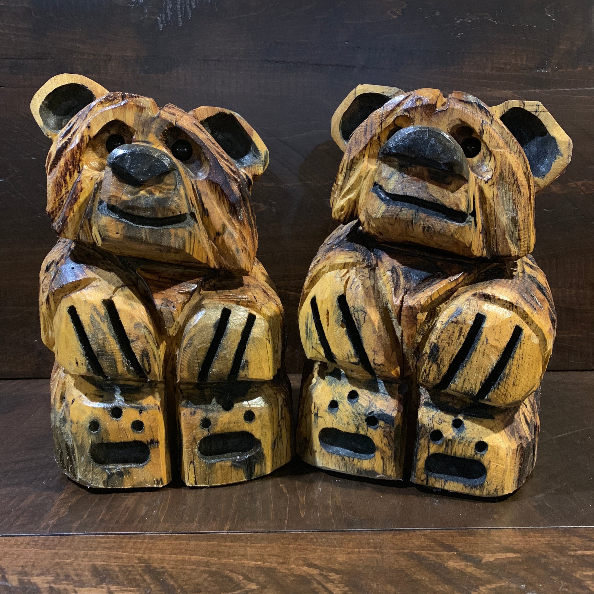 Pine Carved Bear: Sitting - Rusty Moose Marketplace